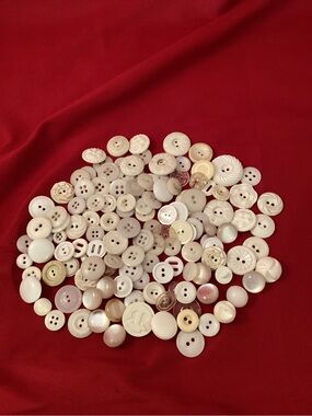 100 grams of Cream & White Mixed Craft Buttons